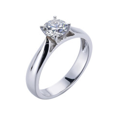Simple and Elegant Solitaire Diamond Engagement Ring Showcasing the Symbolism of Commitment.