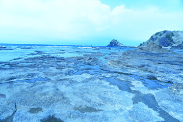 佐渡島の海岸にて