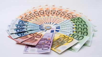 euro banknotes 