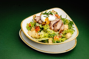 salad with chicken and vegetables