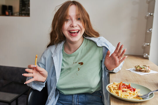Young woman in cafe