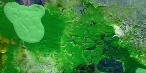 Free-Flowing Colors in Liquid Art with an Ethereal Touch