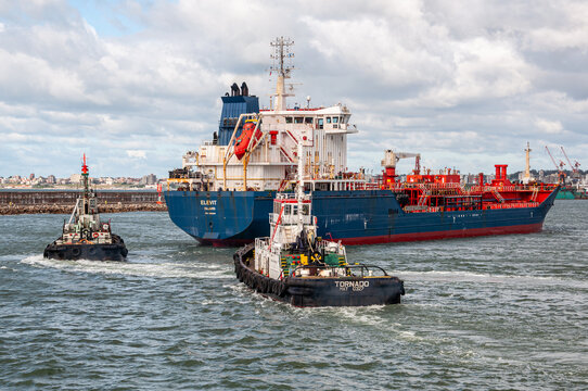 Oil-Chemical Tanker ELEVIT (IMO: 9466609), sailing into the port of Mar del Plata with the assistance of the tugboats "Tornado" and "Ona Milagro", on April 10, 2024, in Mar del Plata, Argentina.