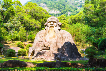 Fototapeta na wymiar Statue of Laozi in Qingyuan Mountain, Quanzhou, Fujian