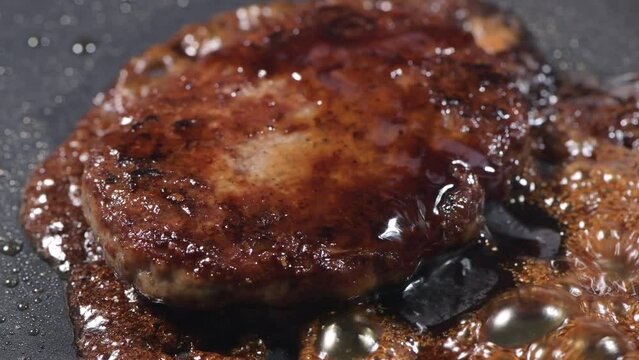 美味しいハンバーグの調理