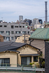 東京新宿区南元町から望む都市風景