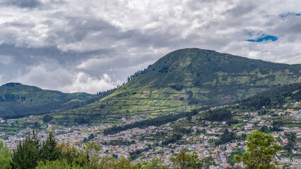 Fototapeta premium Quito, the capital of Ecuador, seen from a high mountain at an altitude of 4,400 meters