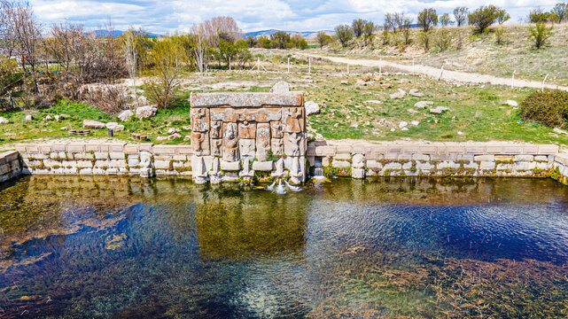 Eflatun Pınar is the name given to a spring, which rises up from the ground, and the stone-built pool monument built at the time of the Hittite Empire inside the Lake Beyşehir National Park, Konya