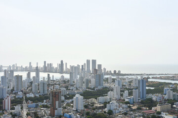 Fototapeta na wymiar Panorámica de la ciudad de Cartagena de Indias. Toma Aérea.