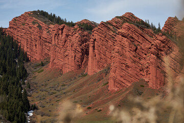 Red rocks seven oxen, 7 bulls, gorge Jety-Oguz. Popular touristic location, travel destination...