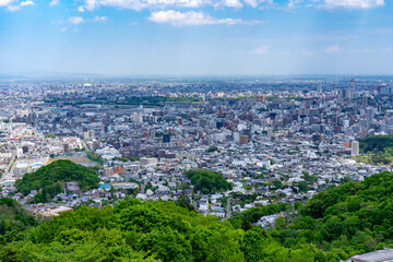 Fototapeta na wymiar 大倉山展望台から眺めた札幌の街並み（北海道札幌市）