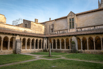 Obraz premium Views from the cloister of Saint-Émilion Collegial Catholic Church in the village of Saint-Émilion, France