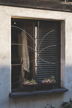 夕陽が射し込む印象的な窓
Impressive windows with evening sunlight