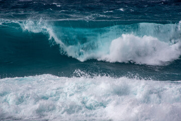 奄美の海, ダイナミックな海, 美しい波, 美しい波色, 