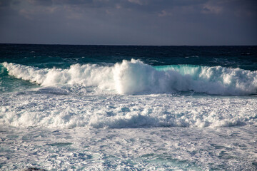 奄美の海, ダイナミックな海, 美しい波, 美しい波色, 