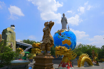 Suoi Tien Theme Park, Ho Chi Minh City, Vietnam - obrazy, fototapety, plakaty