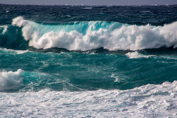 奄美の海, ダイナミックな海, 美しい波, 美しい波色, 
