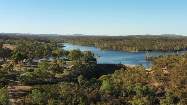 Remote Barossa reservoir in gully of South Australia – tourism wispering wall in 4k.
