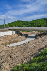 Image of a railway bridge construction site - 784587935