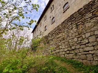 Die Burg Lohra, auch Groß Lohra, Großlohra, Schlossberg, Löhra genannt