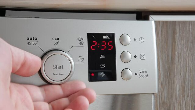 Turn on and select the program mode for fine tuning the dishwasher technique.