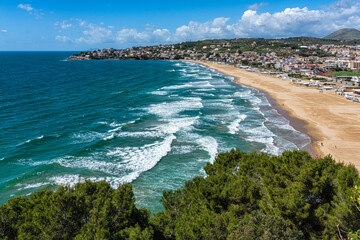 Beautiful mediterranean landscape with the beautiful Serapo Beach at Gaeta. Lazio, Italy. - obrazy, fototapety, plakaty