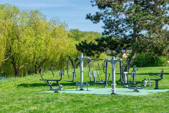aire de fitness ext&eacute;rieure