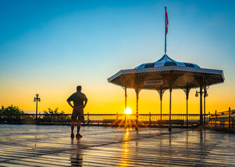 Terrasse Dufferin Sunrise