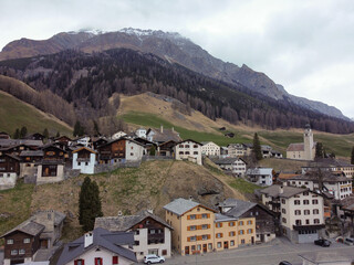Fototapeta na wymiar The mountain village of Splugen in Switzerland