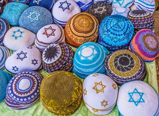 Kippahs Yarmulkes Jewish Hats Covers Souvenirs Safed Tsefat Israel - 784843932