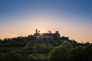 Fototapeta na wymiar Sunrise over the medieval fortified village of Turenne in the Correze department of France