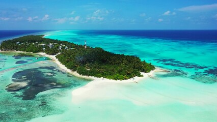 Fototapeta na wymiar Scenic view of the beautiful Maldives in the tranquil Indian ocean
