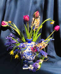 Romantic bouquet of the garden flowers - 785221535