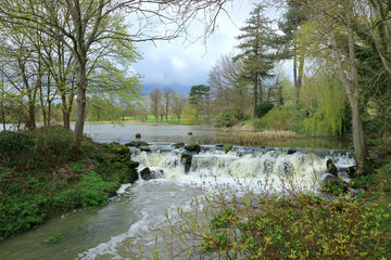 A view of the waterfall at the end of the lake at Hever