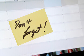 Post it note reminder don't forget