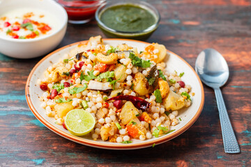 Sabudana Khichdi is a gluten-free Indian dish made with soaked tapioca pearls, potatoes, peanuts, and spices. It’s popular during fasting days.