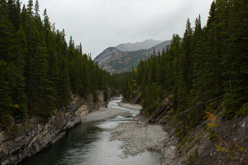 Obraz premium Aerial view of Stewart Canyon at Lake Minnewanka, Banff National Park.