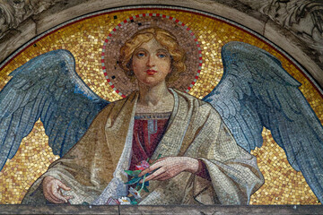 mosaique d'un ange.  Mosaic of an angel. Cimetière monumental, Milan - Italie
