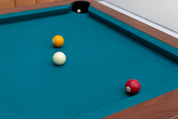 pooltable