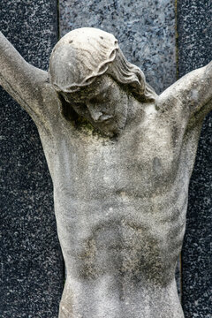 Christ on the cross. Christ en croix. Cimeti&egrave;re monumental, Milan - Italie.
