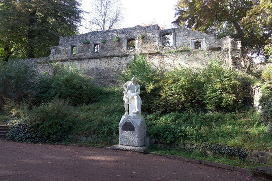 Shakespeare Denkmal im Park an der Ilm in Weimar