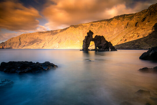 Serene sunset at Roque de Bonanza with cloudy skies