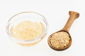 Chenopodium quinoa – Quinoa cereal soaked in water