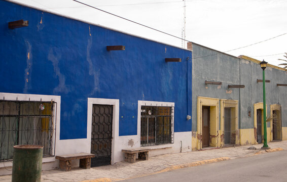 casa colorida en Visca, pueblo magico de coahuila mexico