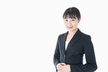 笑顔のスーツを着たビジネスウーマン