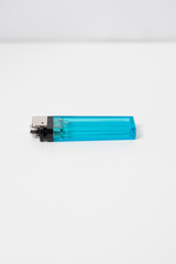 The multi-purpose blue liquid gas lighter is easy to carry