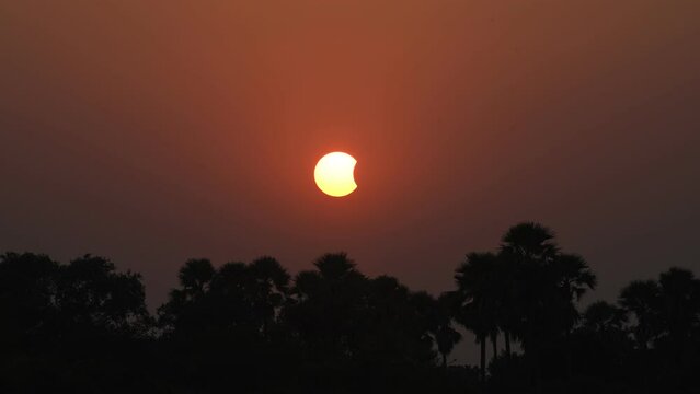Solar Eclipse Timelapse Celestial Convergence 2023 , Bihar, India