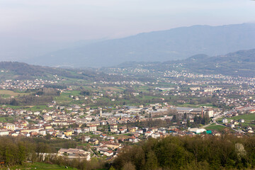 Vista aerea della città Feltre in provincia di Belluno, Italia
