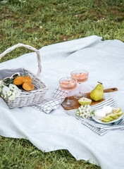 breakfast in the garden