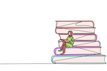 Single one line drawing Arabian woman sitting on pile of books reading book. High interest in reading. Opening horizons of thinking. Book festival concept. Continuous line design graphic illustration